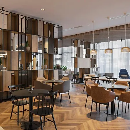 Courtyard By Marriott Hotel 4*