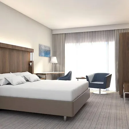 Courtyard By Marriott Hotel 4*