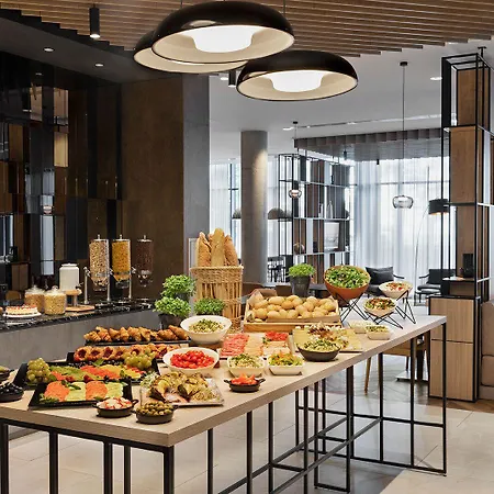 Courtyard By Marriott 4* シュチェチン