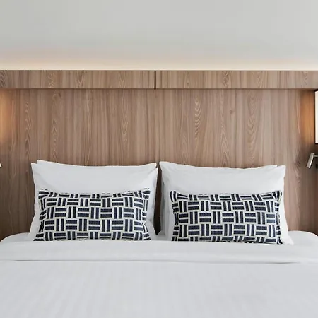 Courtyard By Marriott 4*