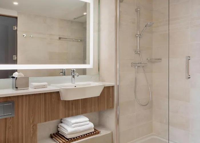 ホテル Courtyard By Marriott 4*