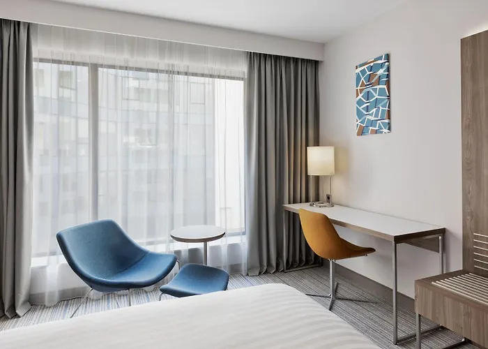 Courtyard By Marriott 酒店