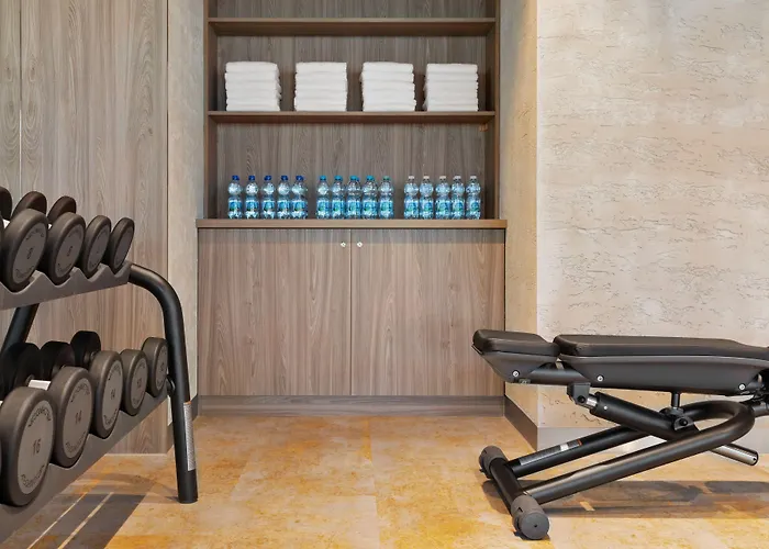 Courtyard By Marriott