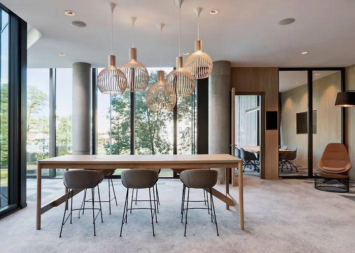 Courtyard By Marriott מלון 4*