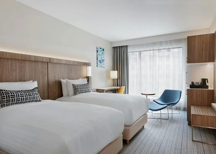 Courtyard By Marriott ホテル