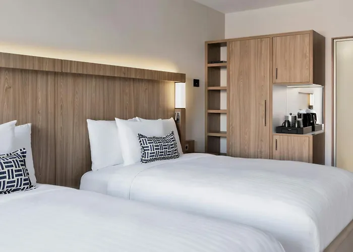 Courtyard By Marriott 酒店 什切青